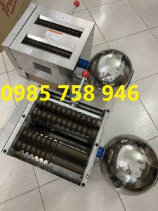 Máy vo viên nhân đậu dừa làm bánh có size 16/19/23mm . Máy vo viên bán tự động bảo hành 1 năm