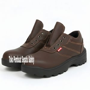 Sepatu Safety Bertali Ujung Besi Kulit Terbaik Las Bengkel Kitchen Satpam Proyek Sol Karet Anti Slip Safety SKN