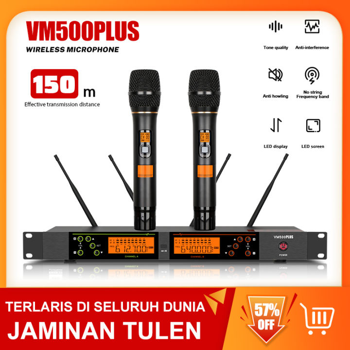 VM500PLUS Wireless Microphone with Two Wireless Microphones Singing