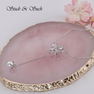 [Studs & Such] 925 Silver Necklace With Cubic Zirconia & Dangling Shell Pearl Butterfly Pendant