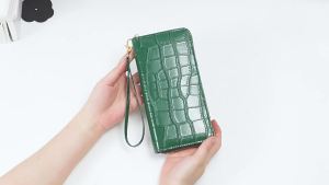 Manufacturers New Crocodile Pattern Versatile-Style Clutch Card Holder Multi-Functional Zipper Bag High-End [ Free Shipping ]