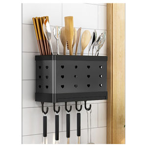 ชั้นวางตะเกียบ ที่ใส่ช้อน ส้อมและตะเกียบ สแตนเลส มีถาดเก็บน้ำ ชั้นวางของในห้องครัว พร้อมตะขอ หลายช่อง