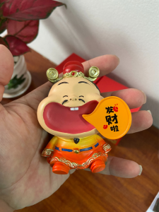 Tượng thần tài may mắn bằng đá dùng để trang trí xe ô tô bàn làm việc TT1