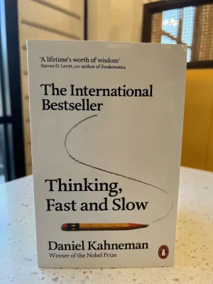 《Thinking Fast and Slow》✅Daniel Kahneman Thinking Fast and Slow