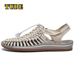 TUDE 2024 จัดส่ง2-3วัน12 สี รองเท้าคู่ ประเทศไทย การถักทอแบบสบาย ๆ ผู้ชายรองเท้าแตะกลางแจ้งกีฬาแห้งเร็วผู้ชายรองเท้าชายหาดรองเท้าลำลองระบายอากาศ