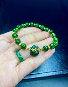 vòng tay đá diopside tự nhiên vip mix charm túi tiền ngọc cẩm thạch vip bọc vàng tây và charm bi cầu vàng tây vòng tay đá phong thủy hợp mệnh hỏa mệnh mộc trang sức thiết kế đủ hóa đơn thẻ bảo hành