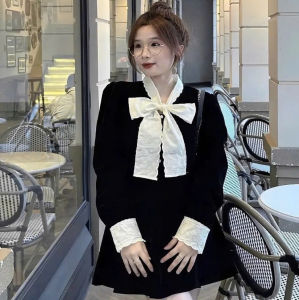 Set công sở nữ thanh lịch đồ nữ mặc thu đông set thiết kế chất Nhung áo tay dài thắt nơ thêu kèm chân váy Nhung xếp ly ngắn