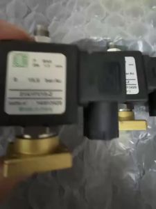 Solenoid Valve 31A1FV15-Z BDA220-230V 14.5VA 5578FV20-Z Screw Air Compressor Intake Control Solenoid Valve AC24V AC110V