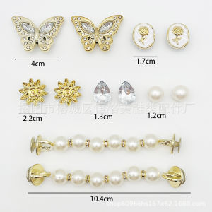 12Pcs/Set Luxury Style Crocs Jibbitz Charms3D Butterfly Shoe Buckle Pearl Shoe Chains Detachable Crystal Diamond Shoe Decoration for Crocs
