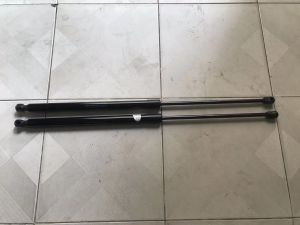 Ty chống nắp capo Toyota Camry 2015-