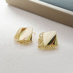 Fashionable Ring Gift 个性简约金属菱圆圈流苏耳环高级感时尚秋冬百搭耳钉女N0850