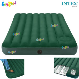 Intex ที่นอนเป่าลม แค้มป์ปิ้ง ขนาด 4.5 ฟุต (ฟูล) 137x191x22 ม. ที่สูบลมด้วยเท้าในตัว รุ่น 66928 + หมอนคละสี 2 ใบ