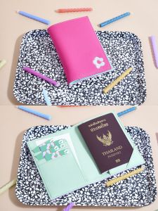 CROSS CULTURE - CIAO PASSPORT HOLDER กระเป๋าใส่พาสปอร์ตและบัตร