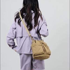 New cross-border drawstring design lulu Bucket bag is lightweight and versatile a casual and simple large-capacity crossbody bag for women