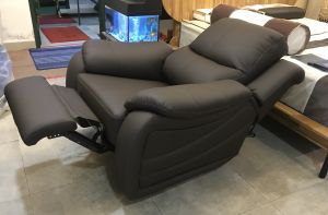 Brisbane GENUINE Thick COW LEATHER H/L Recliner SOFA. Available in  Manual / Power ( Auto ) on Merdeka SALE EXPORT SERIES !! GENUINE THICK COW LEATHER (SOFT & DURABLE ) HEAVY DUTY RECLINER MECHANISM COMFY CUSHIONS FINEST WORKMANSHIP !!