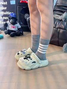 Croc Shoes 2025 Summer New Model For Outdoor Wear Korean Style Popular DIY Closed-Toe Student Ins Style Indoor And Outdoor Slippers