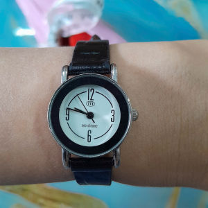 Đồng hồ nữ MOISTEANE second hand si nhật- đã qua sử dụng