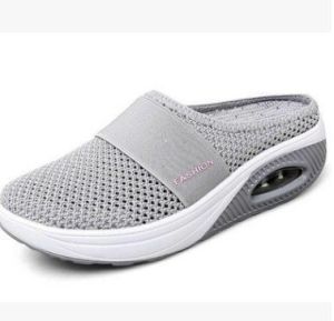 [Free Shipping] Summer New Plus-Size Slip-On Sandals With A Closed-Toe Design Featuring A Mesh Upper And Thick Soles WomenS Wedge Sandals