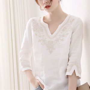 Women's Cotton Shirt 2024: Fashionable Embroidered Loose & Versatile V-neck 3/4 Sleeve Top