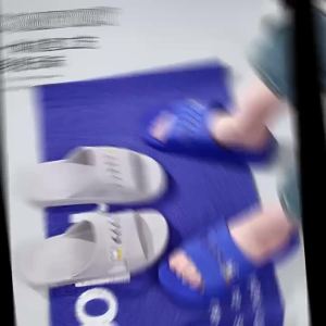 Gửi hàng từ Trung Quốc [2025] Sản Phẩm Mới 2023 Dép nam mới đi trong nhà và ngoài trời không trượt dép tắm mềm đế dày dép mùa hè cho nam 042