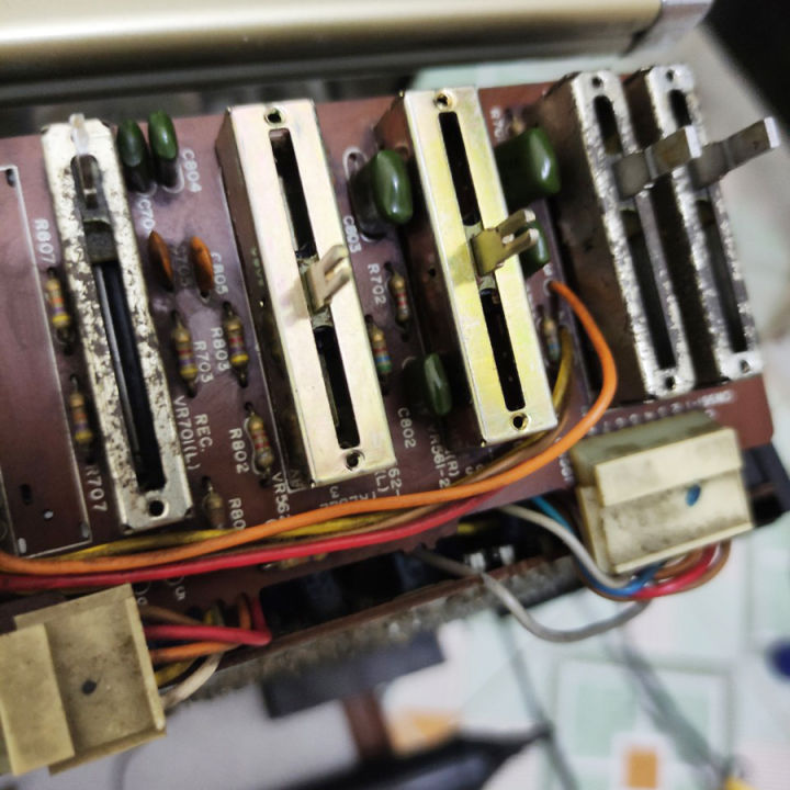 Chiếp áp trượt cho đài JVC M70, RC838 (Bass và treble)