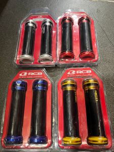 Cặp bao tay cao su mền RCB có gù nhôm tròn xe máy