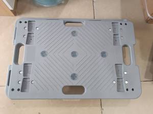 Xe đẩy dolly nhỏ sàn nhựaXe đẩy hàng 4 bánh không tay cầm tải trọng 150kg - Happy Move
