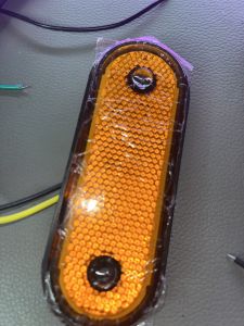 1 cái led ô tô phản quang 24v ngang 4cm dài 12cm