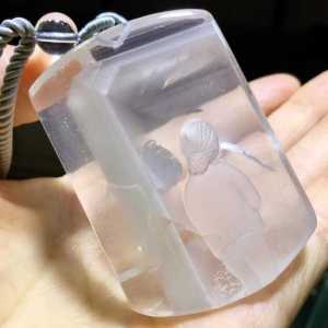 100% natural white ghost multi-layer treasure basin pendant for life guarding✨💎 The craftsmanship is exquisite with abundant water content and the color is smooth and rich in Brazilian old ore. Specifications: 57*39*11mm