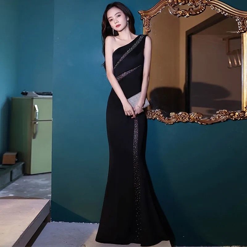 Long gown outlet design black