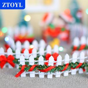 [COD] ZTOYL บ้านตุ๊กตารั้วไม้ขนาดเล็ก4ชิ้น เซ็ต1 12ตกแต่งฉากวันคริสต์มาสบ้านตุ๊กตาของตกแต่งสวนในลานของเล่นขนาดเล็ก