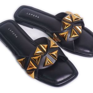 Lapepa Amanta Sandal Selop Wanita Teplek Fashion Hiasan Piramid Sendal Slop Cewek Cantik