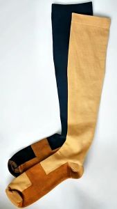 【SG 🚚】Outdoor Travel 1 Pair Anti-Fatigue Compression Socks For Nurses Pregnant Women Athletes Leg Relief Wear