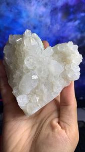 Trái tim đá thạch anh trắng tự nhiên năng lượng tình yêu vũ trụ 291