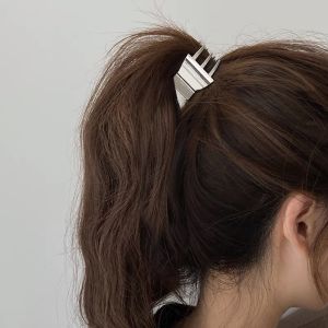 ร้านไทย กิ๊บติดผมโลหะขนาดเล็ก กิ๊บข้าง กิ๊บติดผมเกาหลีทำผมสไตล์เกาหลี กิ๊บหนีบผมโลหะ