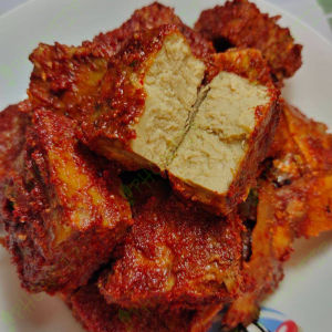 เต้าหู้ยี้ เต้าหู้ยี้ไทยใหญ่ โถว่พูยั่น (Sufu) สูตรไทยใหญ่ดั้งเดิม (240กรัม) เผ็ด เค็ม พอดี