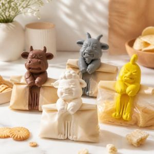 ZGNAY MALL 2pcs Sheep Farm Animal Bag Clip 3D Printed Funny Food Sealer Clips Creative Pig Bag Sealing Clips Kitchen