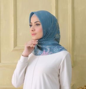 Mevrouw Hijab FLORA 110x110 Ultrafine Lasercut