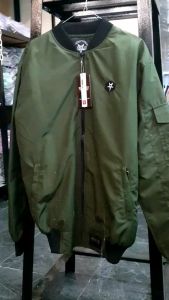 Jaket Bomber Rebellion Pria Waterproof Logo Bordir