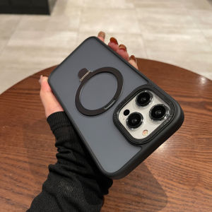 CrashStar ขาตั้งเคสโทรศัพท์กันตกแบบแข็งสีด้าน MagSafe สำหรับ iPhone 15 14 Pro Max Plus 13 Pro Max 12 Pro Max เคสใส่โทรศัพท์แม่เหล็กชาร์จไร้สายฝ้าโปร่งแสงเป็นมิตรกับผิวเคสโทรศัพท์กันกระแทกผู้ขายชั้นนำ