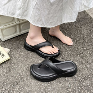 Free Shipping 2026 Summer Lightweight Flip-Flops Beach Sandals For Women Non-Slip Bathroom Slippers With Soft Soles Versatile Beach And Outdoor Slippers