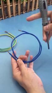 Set 2 Tua Vít Thông Minh Thế Hệ Mới Tua Vít Từ Tính Kiểm Tra Pha Đo Thông Mạch Vuadienmay