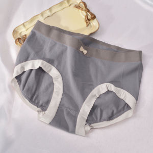 LEAShop  พร้อมส่ง กางเกงชั้นในแฟชั่นผู้หญิง ทรงสวยผ้านิ่ม ดีเทลน่ารักๆ สวมใส่สบายมาก ไม่อึดอัด ยืดได้เยอะ ทนทาน ทำความสะอาดง่ายแบบนี้ ของมันน่าตำมาก