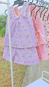 ชุดเซ็ตเสื้อคอกระเช้า เสื้อ +กางเกง ผ้าดีใส่สบาย ลายน่ารัก สำหรับ 3 เดือน ถึง 5 ขวบ