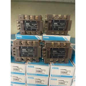 Rơ le bán dẫn SSR Fotek 3 Pha 100A model TSRTSR-100DA