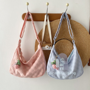 [10อัน] กระเป๋าสะพายข้าง สไตล์เกาหลี  [ไม่มีที่ห้อยแถม] ลายตาราง สายปรับได้ สีสันสวยงาม  (มี4สี) gk99