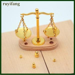 ruyifang บ้านตุ๊กตาของเล่น1:12สำหรับเด็กอุปกรณ์ตกแต่งบ้านตุ๊กตาของเล่นแบบวินเทจสร้างความสมดุลให้เป็นของขวัญ