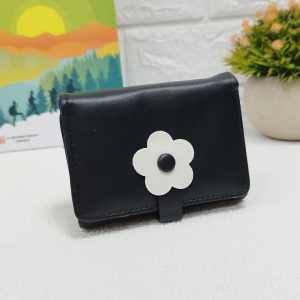Azgalery D75 / Dompet Lipat Kecil Wanita Lucu Motif Polos Hiasan Bunga Daisy Bahan Kulit PU Korean Kasual Fashion Style Tempat Penyimpanan Uang Kartu Multifungsi / COD
