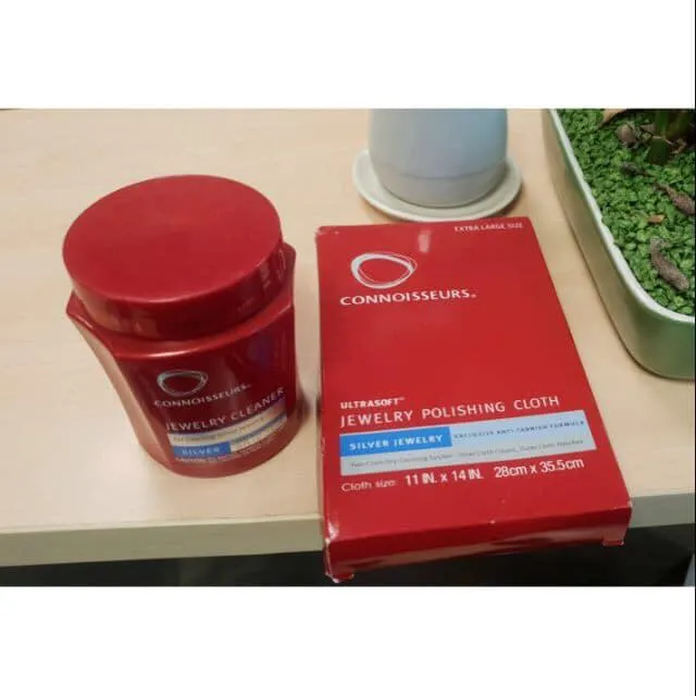 Kh%C4%83n%20lau%20trang%20s%E1%BB%A9c%20b%E1%BA%A1c%202%20l%E1%BB%9Bp%20c%E1%BB%A1%20l%E1%BB%9Bn%20Connoisseurs%20-%20Image%204