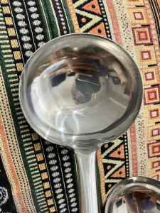 Vá xào Yong Xing Yuan cán gỗ cán inox nhiều kích thước dụng cụ bếp dùng xào thức ăn đồ ăn công nghiệp sử dung lâu bền cho đầu bếp chuyên nghiệp